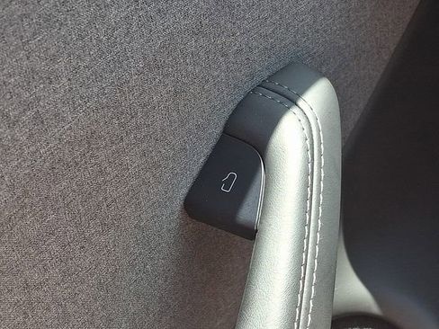 Used 2024 Tesla Model 3 Long Range RWD image 26