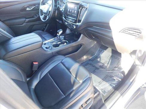 Used 2023 Chevrolet Traverse RS AWD/4WD image 30