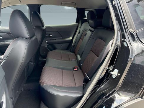 Certified 2026 Nissan Kicks SR FWD image 17