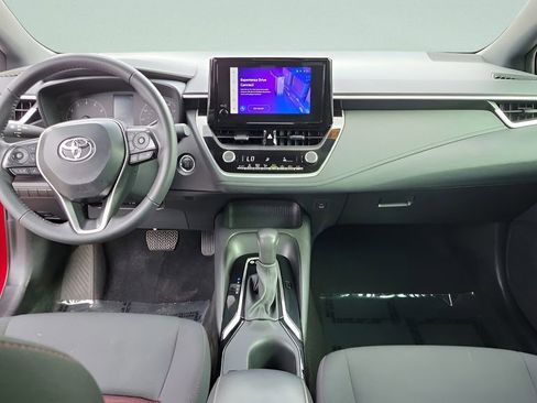 Used 2025 Toyota Corolla SE FWD image 14