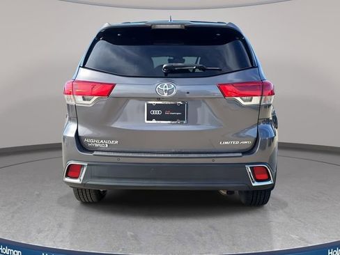 Used 2018 Toyota Highlander Limited w/ Protection Package #3 AWD/4WD image 7