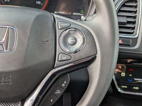 Used 2020 Honda HR-V EX image 16