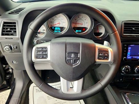 Used 2013 Dodge Challenger SXT RWD image 14