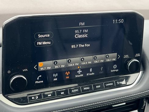 Used 2021 Nissan Rogue SL w/ Premium Package image 19