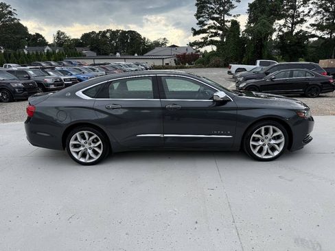 Used 2019 Chevrolet Impala Premier FWD image 8