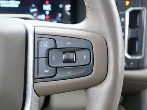 Used 2023 GMC Yukon Denali image 22