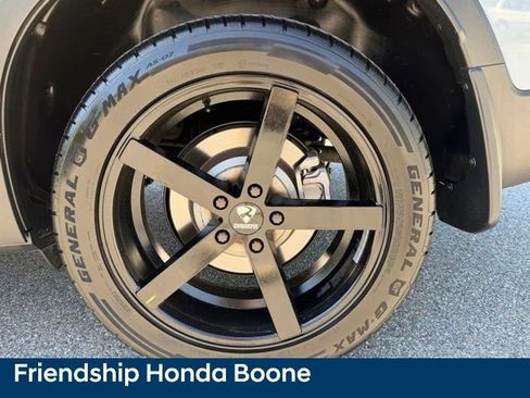Used 2023 Honda Passport Elite image 9