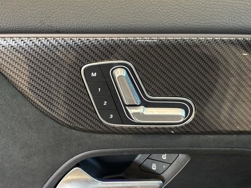 Used 2022 Mercedes-Benz GLA 250 image 14