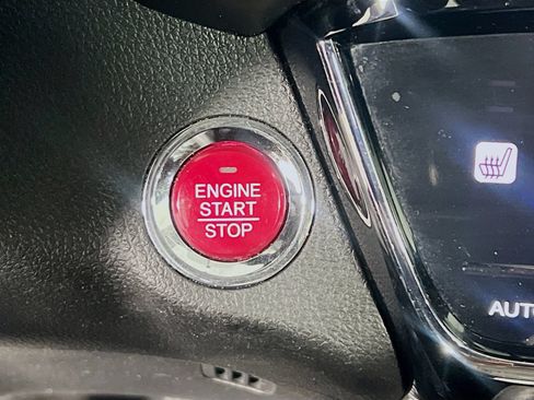 Used 2017 Honda HR-V EX image 19