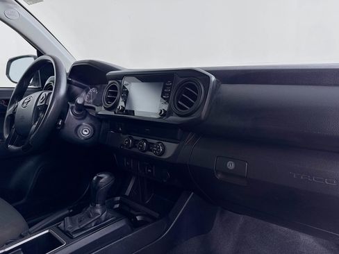 Used 2020 Toyota Tacoma SR image 25