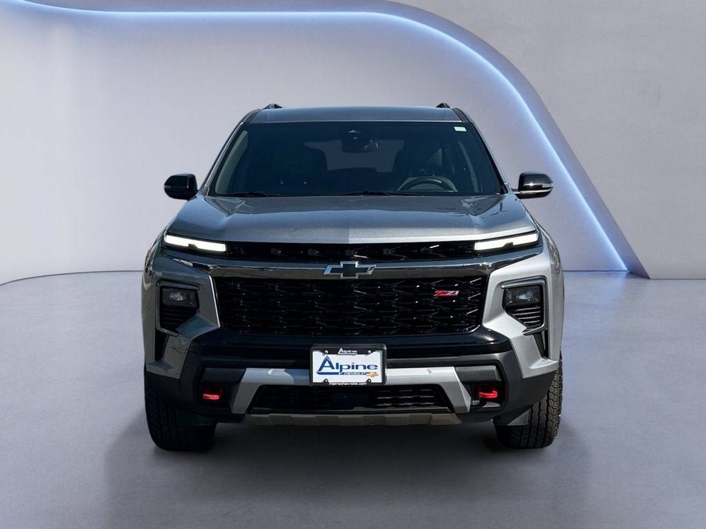 Used 2025 Chevrolet Traverse Z71 AWD/4WD image 8