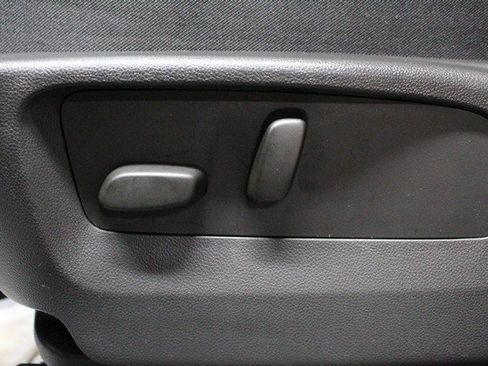 Certified 2023 Buick Envision Essence w/ Sport Touring Package image 19