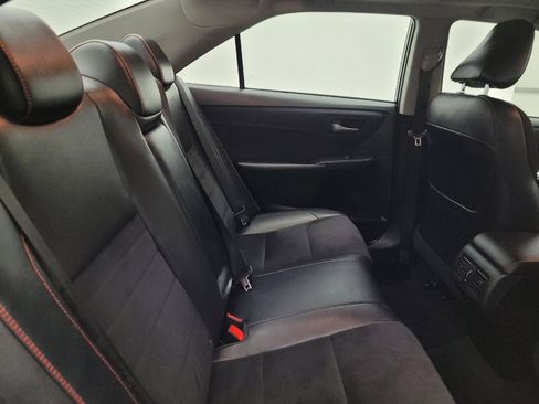 Used 2016 Toyota Camry XSE image 19