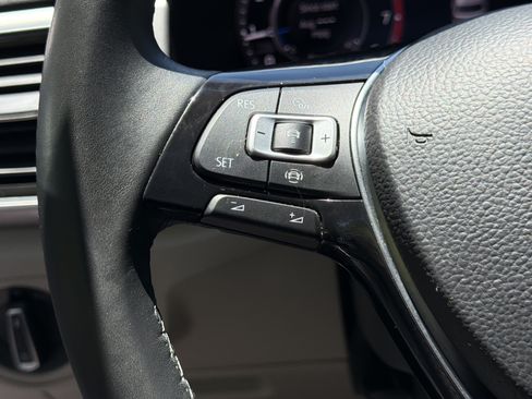 Used 2019 Volkswagen Atlas SEL Premium AWD/4WD image 23