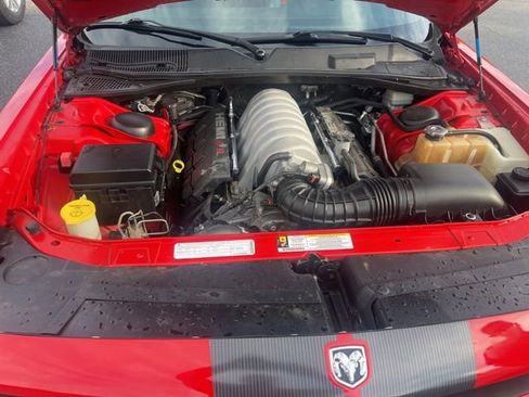 Used 2009 Dodge Challenger SRT8 w/ SRT Option Group II image 6