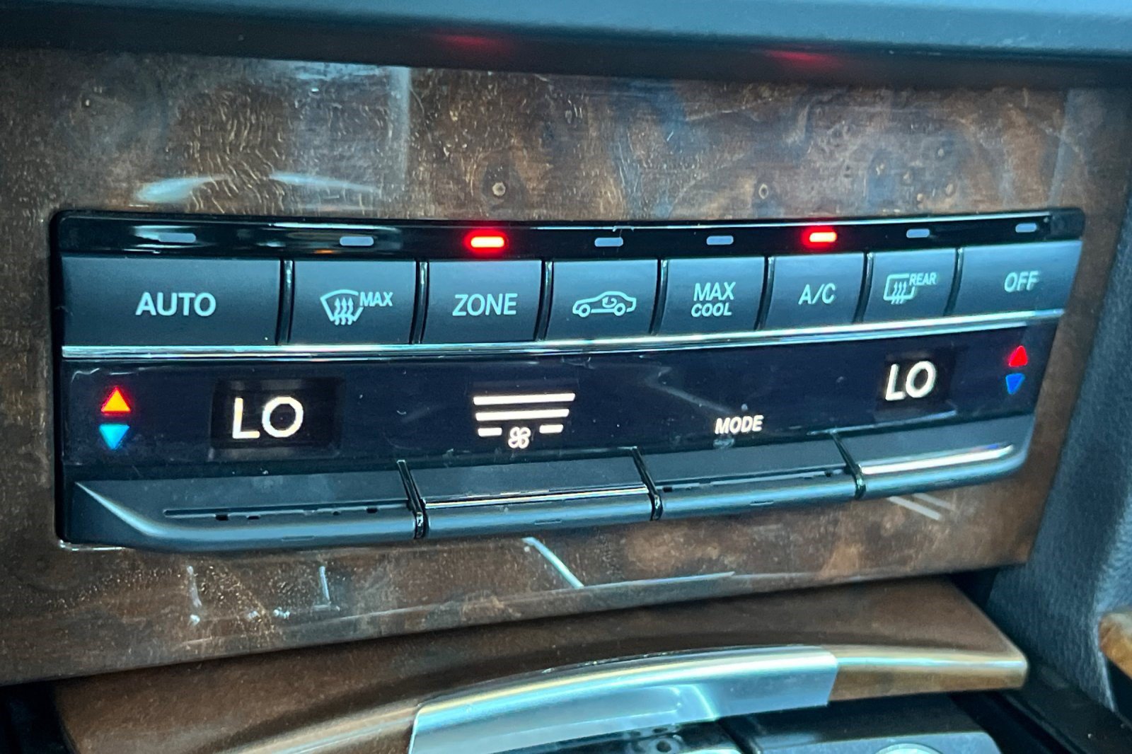 Used 2012 Mercedes-Benz E 350 Sedan image 17