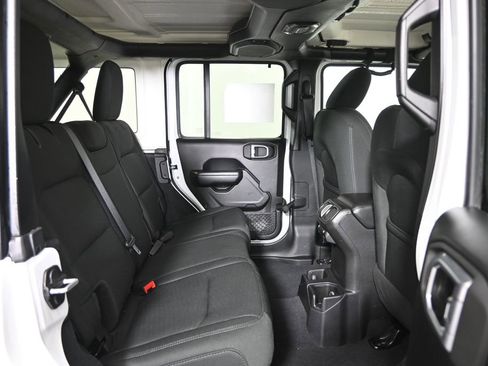 Used 2019 Jeep Wrangler Unlimited Sport S image 15