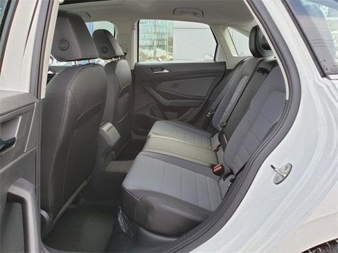 New 2026 Volkswagen Jetta SE image 8