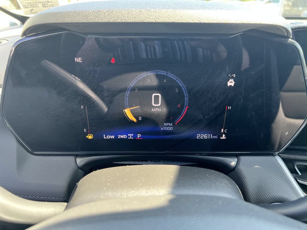 Used 2025 Chevrolet TrailBlazer LT AWD/4WD image 9
