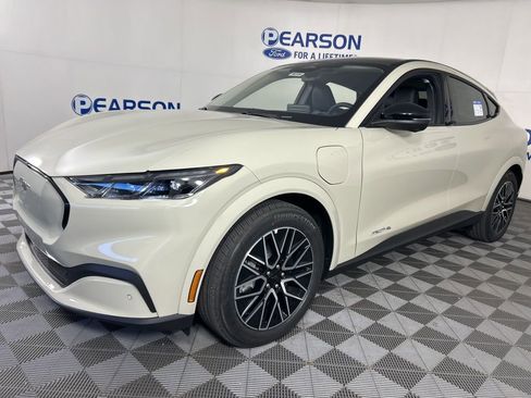 New 2026 Ford Mustang Mach-E Premium image 1