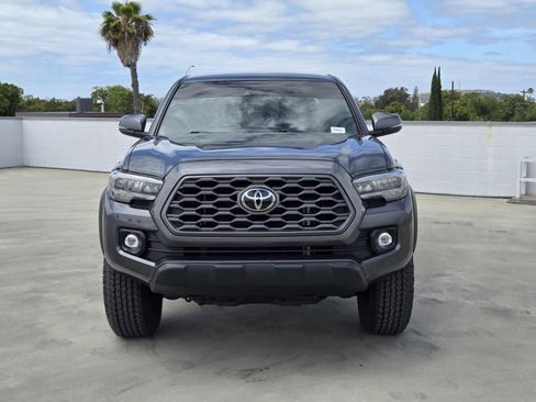 Used 2023 Toyota Tacoma TRD Off-Road w/ Technology Package RWD image 3