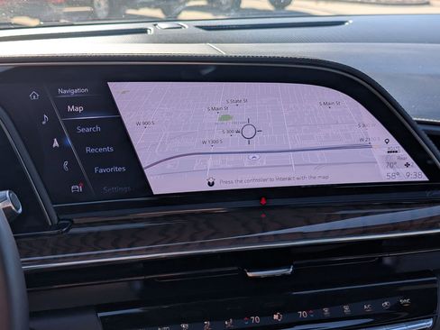 Used 2024 Cadillac Escalade Sport Platinum w/ LPO, ONYX Package image 22