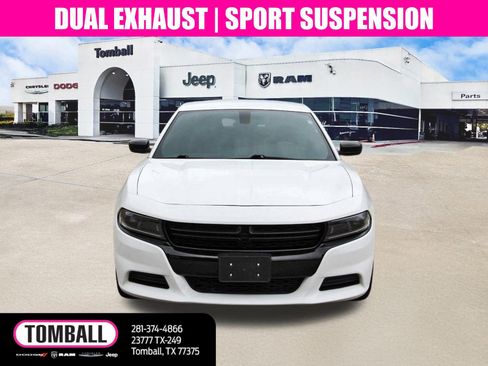 Used 2023 Dodge Charger SXT w/ Blacktop Package RWD image 2