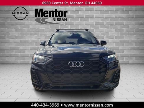 Used 2025 Audi Q5 2.0T Premium image 2