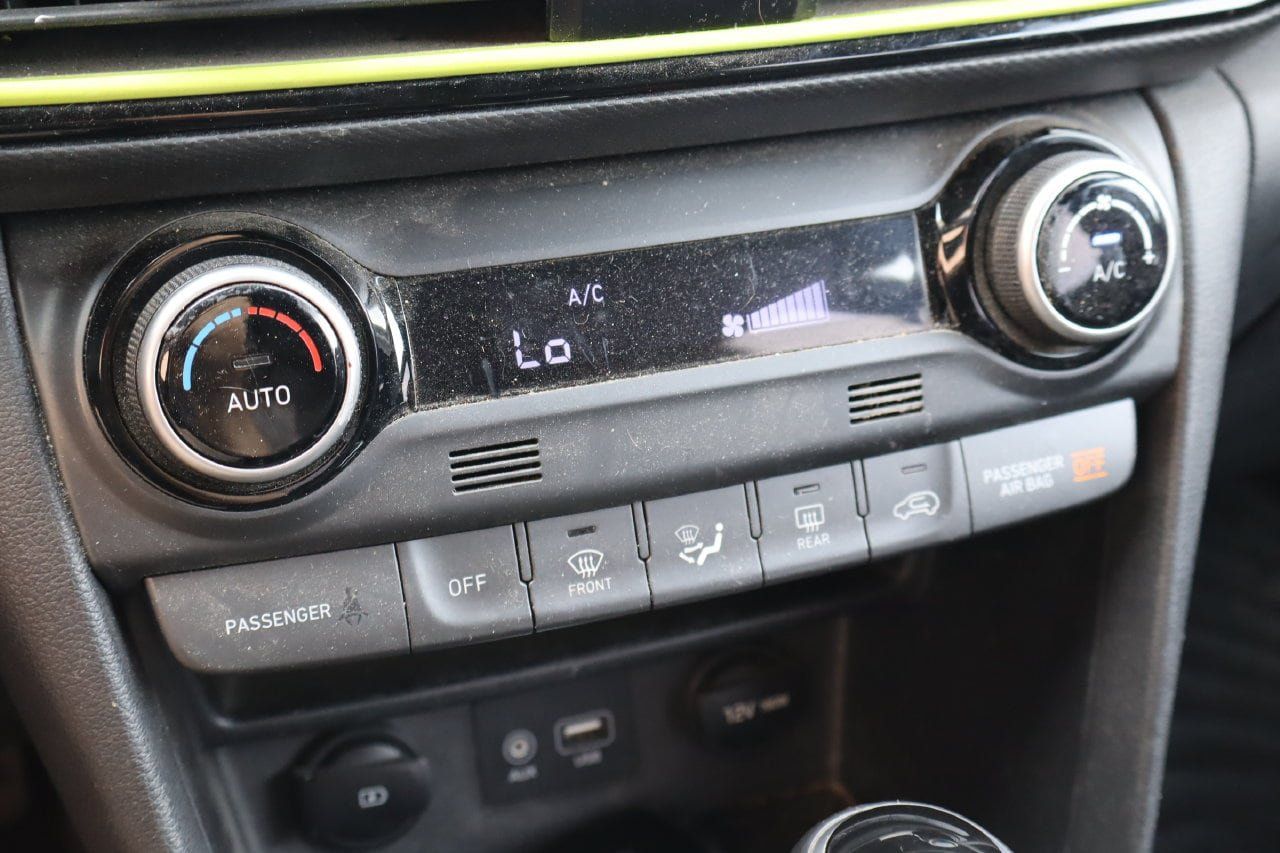 Used 2019 Hyundai Kona Limited AWD/4WD image 24