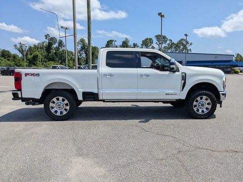 Used 2023 Ford F250 Lariat w/ Chrome Package AWD/4WD image 5
