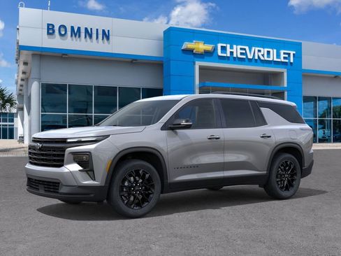 New 2026 Chevrolet Traverse LT w/ Midnight/Sport Edition image 3