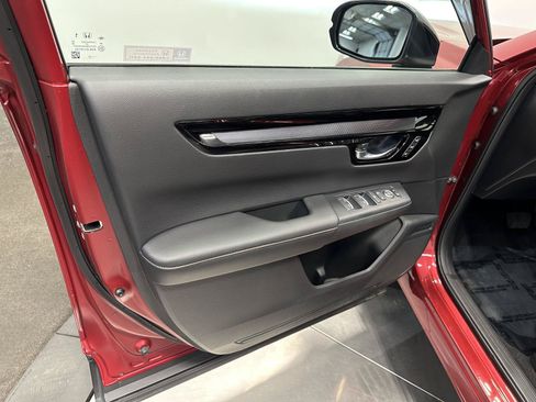 Certified 2025 Honda CR-V Sport Touring image 13