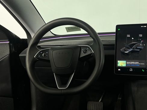 Used 2024 Tesla Model 3 Standard Range image 11