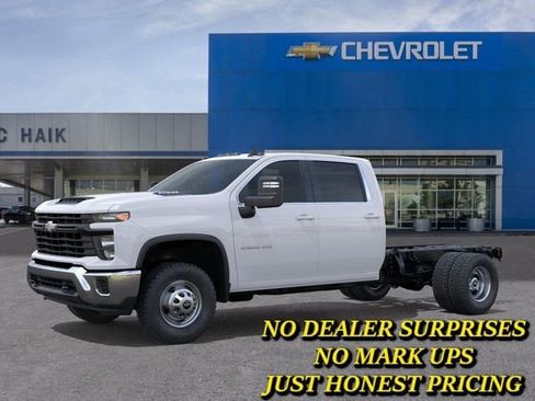 New 2026 Chevrolet Silverado 3500 W/T w/ WT Convenience Package AWD/4WD image 2