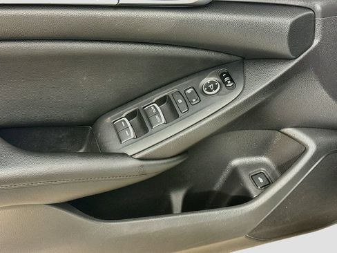 Used 2021 Honda Accord LX image 20