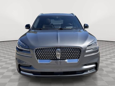 Used 2022 Lincoln Aviator Reserve w/ Equipment Group 201A AWD/4WD image 2