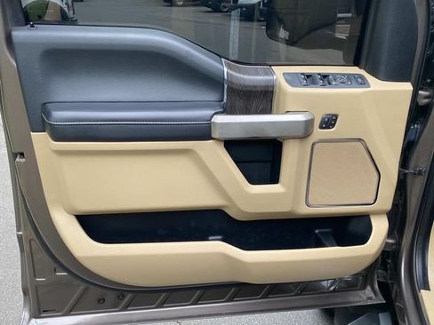 Used 2021 Ford F450 4x4 Crew Cab Super Duty image 12