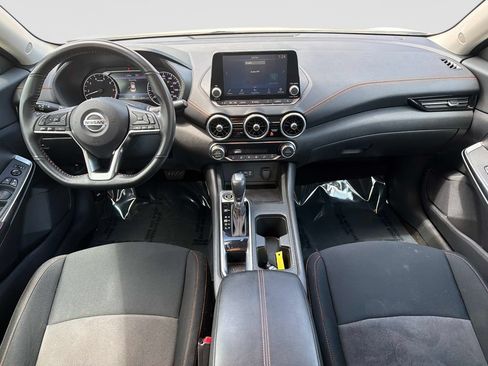 Used 2023 Nissan Sentra SR w/ Electronics Package FWD image 16