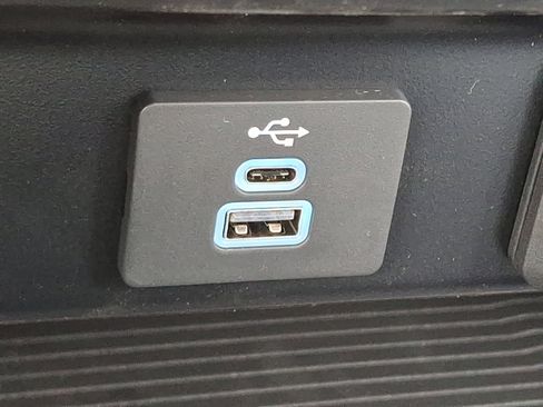 Used 2024 Ford F550 2WD Regular Cab Super Duty image 19