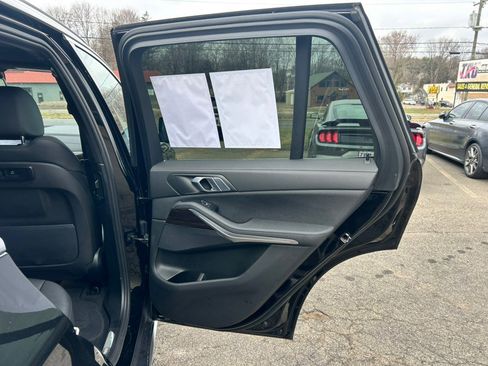 Used 2020 BMW X5 xDrive40i w/ Premium Package image 22