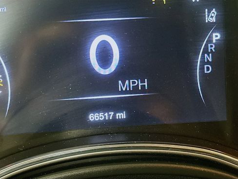 Used 2021 Jeep Grand Cherokee Overland image 19