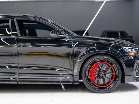 Used 2026 Audi RS Q8 performance image 19