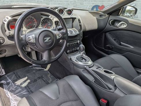 Used 2014 Nissan 370Z Touring w/ Sport Package RWD image 13