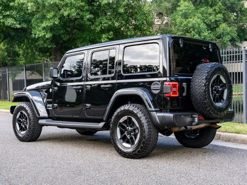 Used 2021 Jeep Wrangler Unlimited Sahara AWD/4WD image 8