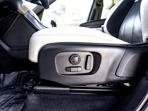 Used 2022 Land Rover Range Rover Sport HST image 13