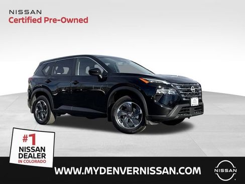 Certified 2025 Nissan Rogue SV image 1