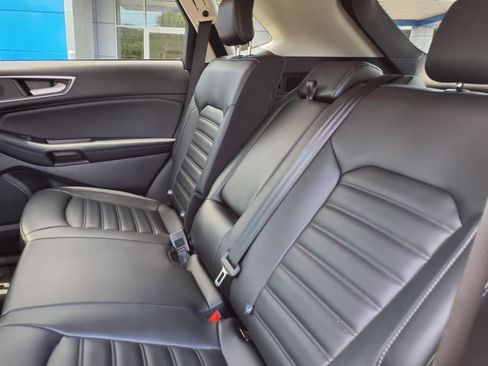 Used 2024 Ford Edge SEL image 32