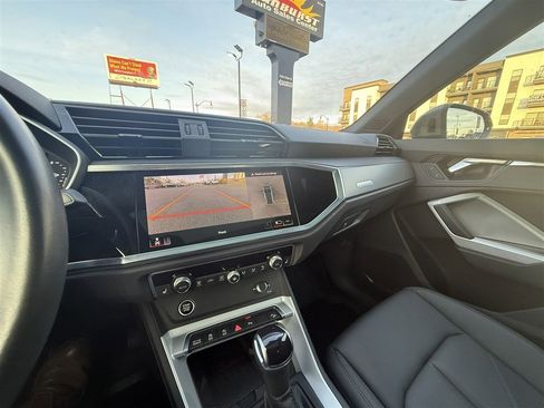 Used 2023 Audi Q3 2.0T Premium Plus w/ Premium Plus Package image 35