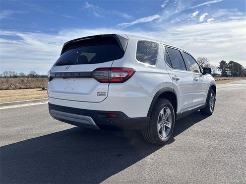 New 2025 Honda Pilot EX-L image 5
