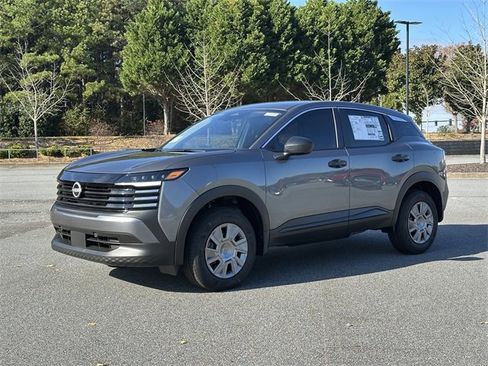 New 2026 Nissan Kicks S image 23